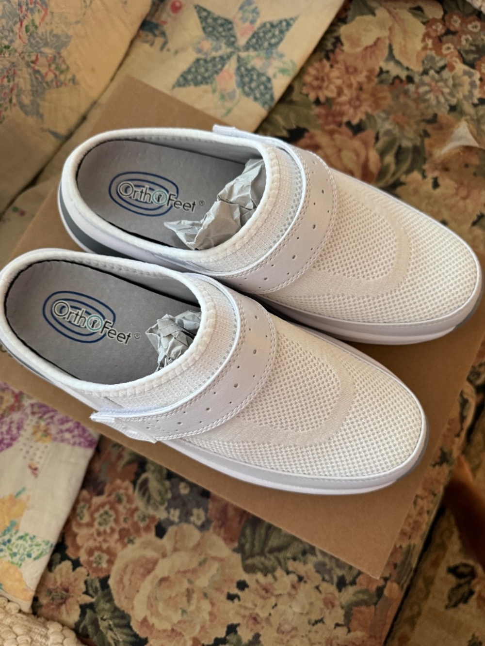 orthofeet white slip-ons